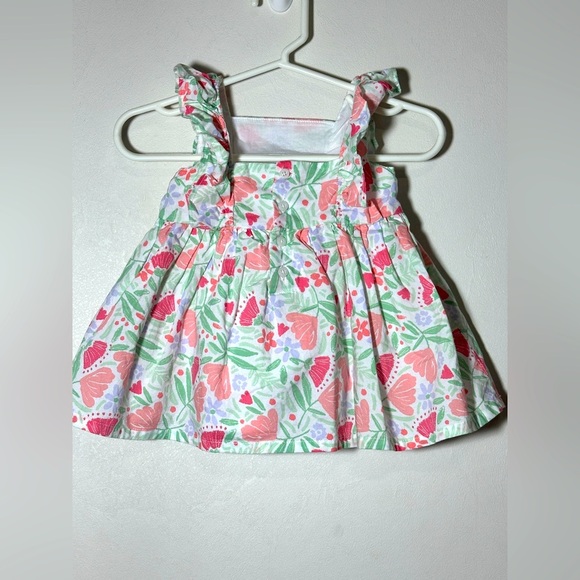 Carters Floral Baby Sundress with Ruffle Straps
100% Cotton Size 0-3 months - Picture 3 of 7